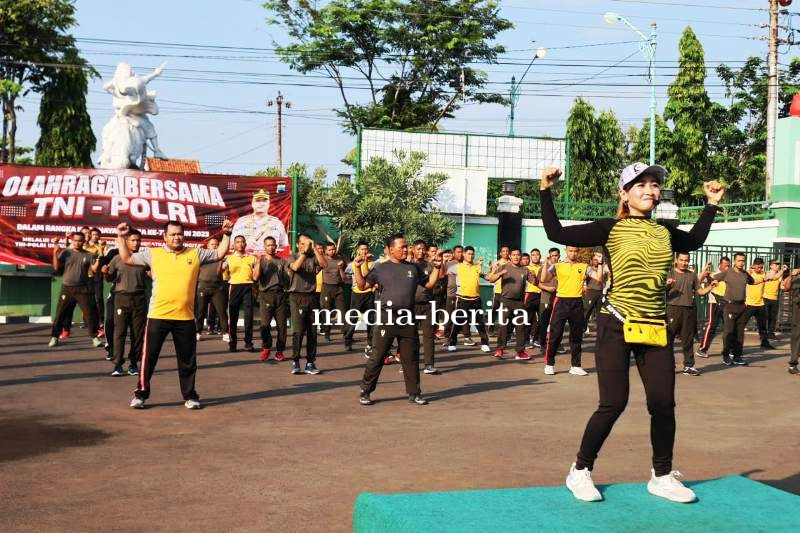 Apel dan Olahraga Bersama TNI-Polri Brebes