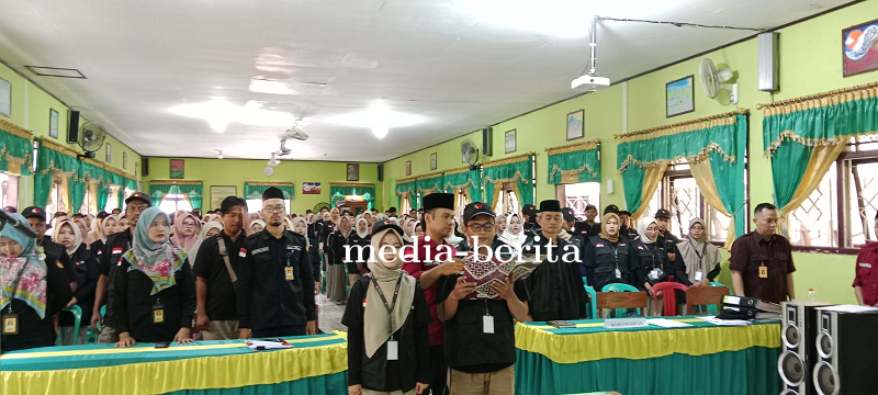Sertu Eko Hadiri Pelantikan Dan Pembekalan Pengawas Tempat Pemungutan Suara Se-Kecamatan Margasari