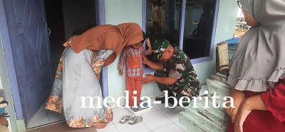 Babinsa Melaksanakan Pendampingan Pelayanan Posyandu