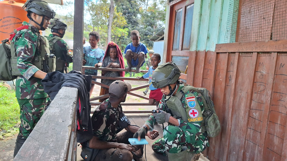 Luka di Ujung Timur, Sembuh di Tangan Prajurit: Kisah Kemanusiaan dari Pos Walaik