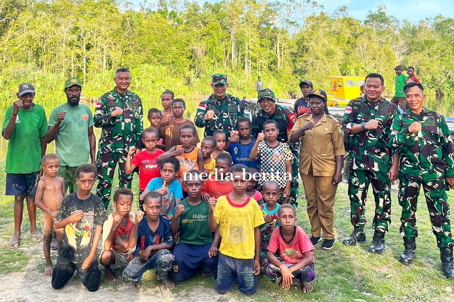 TMMD Hadirkan Harapan Baru, Danrem 174/ATW Tinjau Rumah Warga di Kampung Yibin